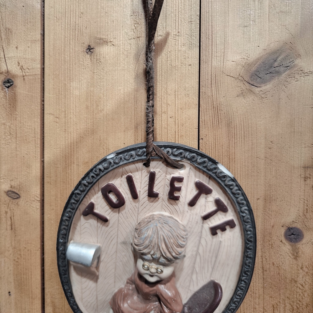 Vintage Ceramic Toilette Wall Plaques - Picture 6 of 7